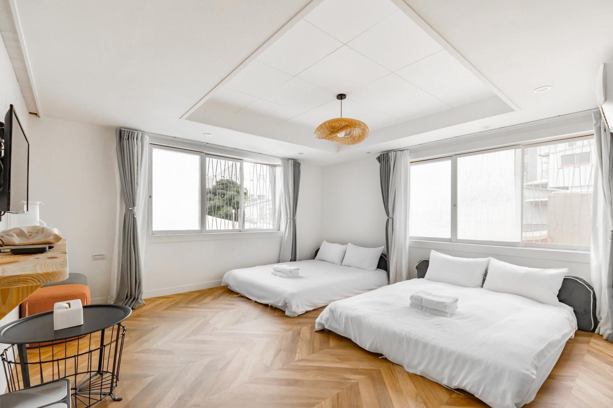 32小巷弄 Hotel Тайнан Екстериор снимка