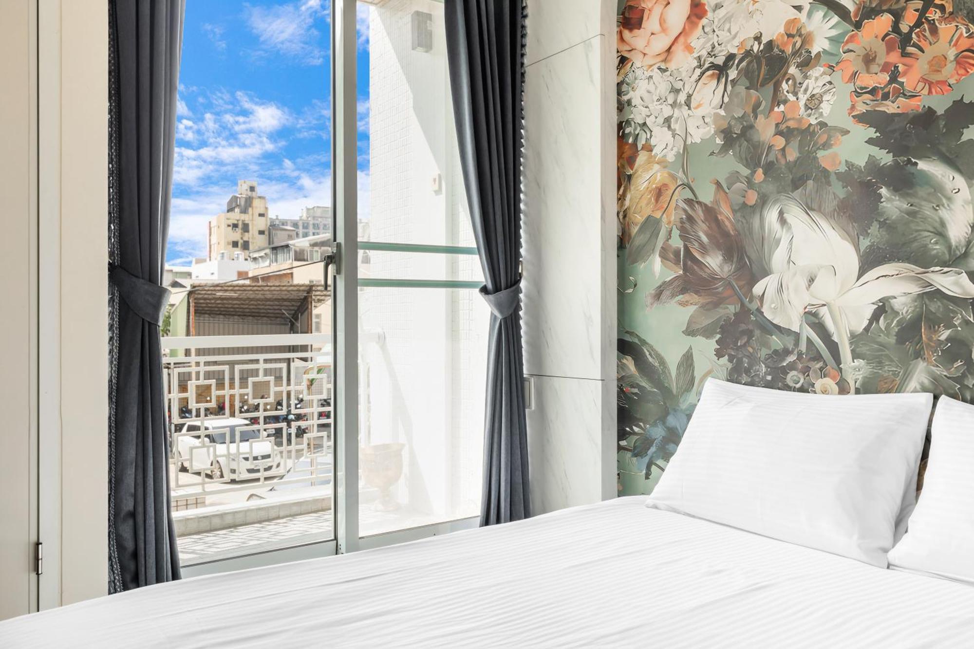 32小巷弄 Hotel Тайнан Екстериор снимка